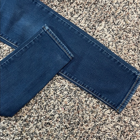 American Eagle Outfitters Vintage Low Rise Women's Denim Jeggings 00 Short | GUC - Picture 4 of 5